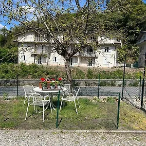 Maggiore , Porto Valtravaglia Italien